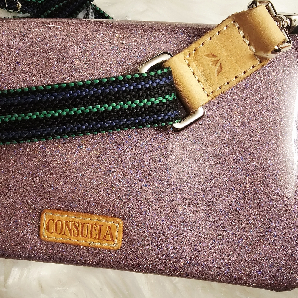 Consuela Lyndz Uptown Crossbody - Picture 10 of 10